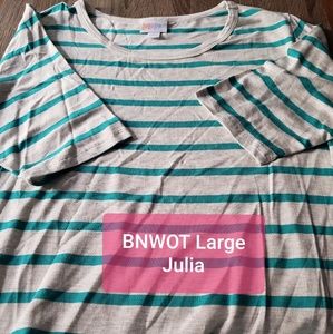 FINAL PRICE-BNWOT LULAROE LARGE JULIA
